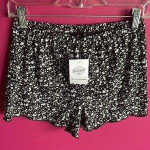 Floral Knit Lettuce Hem Shorts